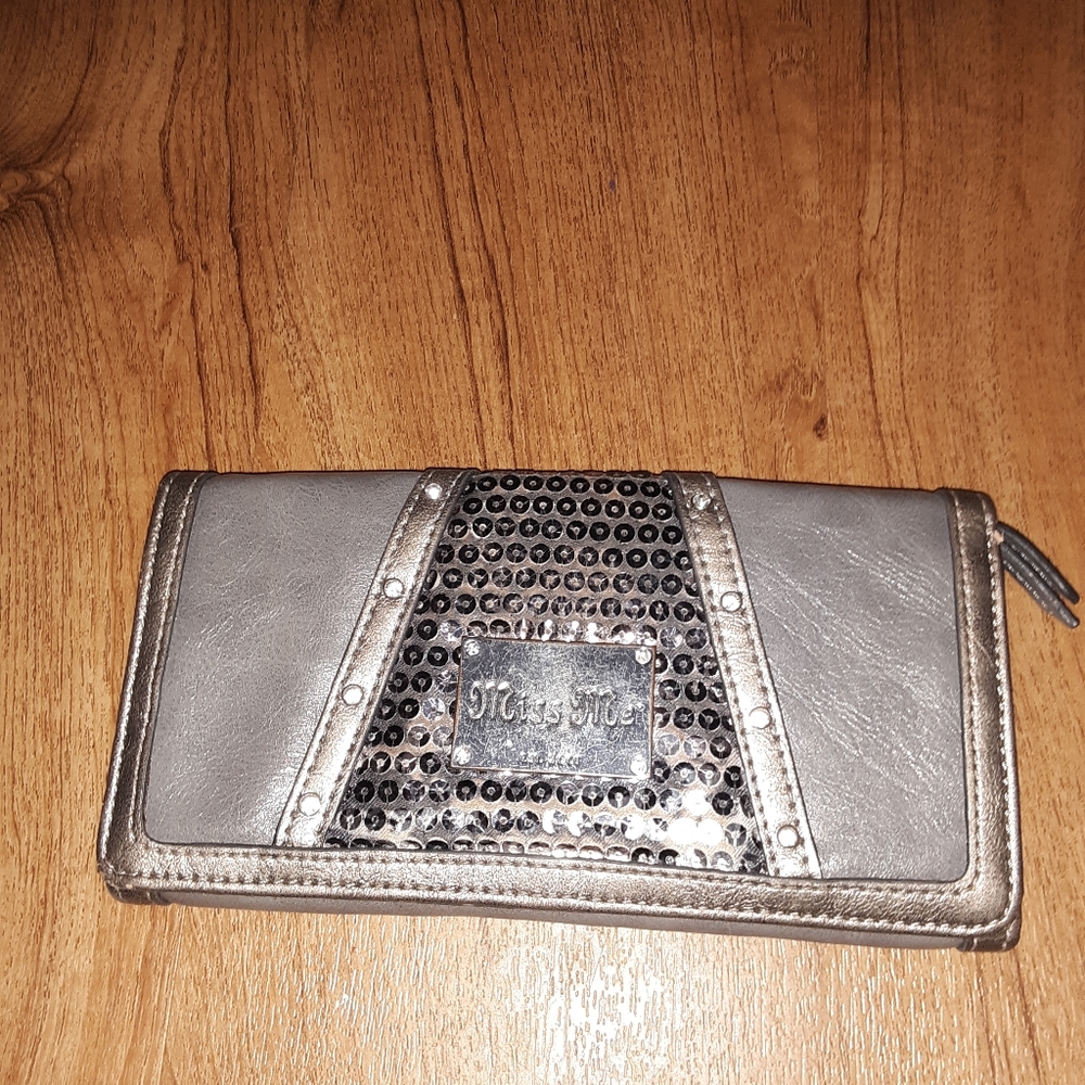 Miss Me wallet